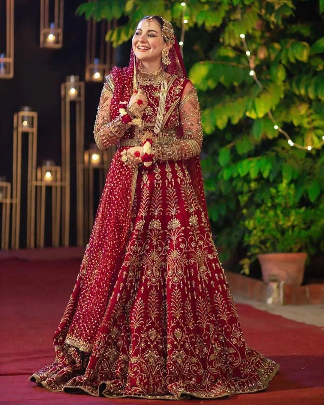 Red Traditional Indian Bridal lehenga with Golden Embroidery - DN-1373