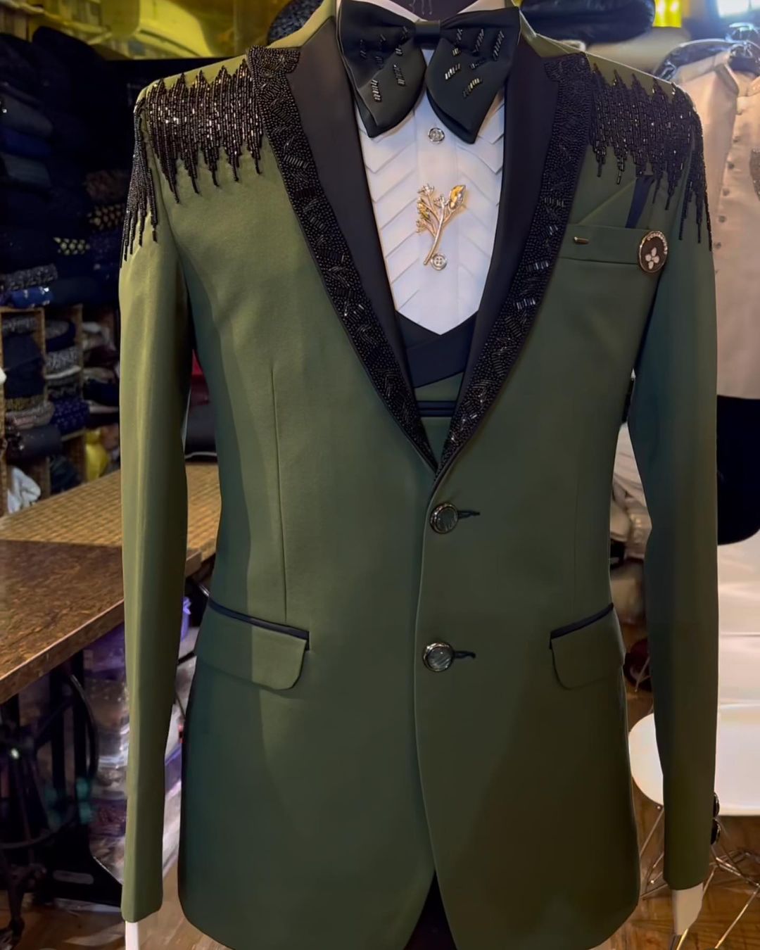 Green Designer Wedding and Reception Tuxedo suit with Embroidery - DN-1306