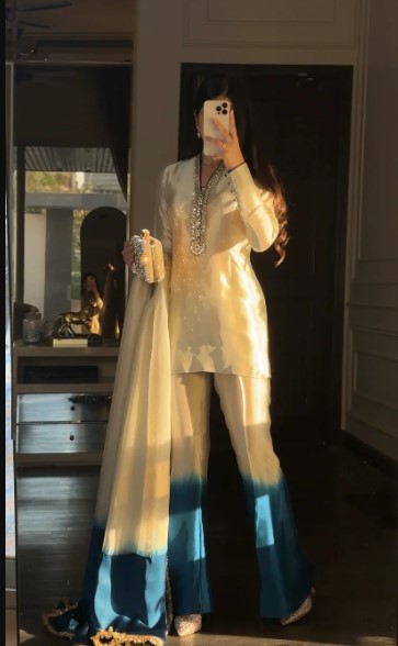 Designer Ivory Bell Bottom Suit Pakistani Style Kurta with Pants & Dupatta - DN-1006