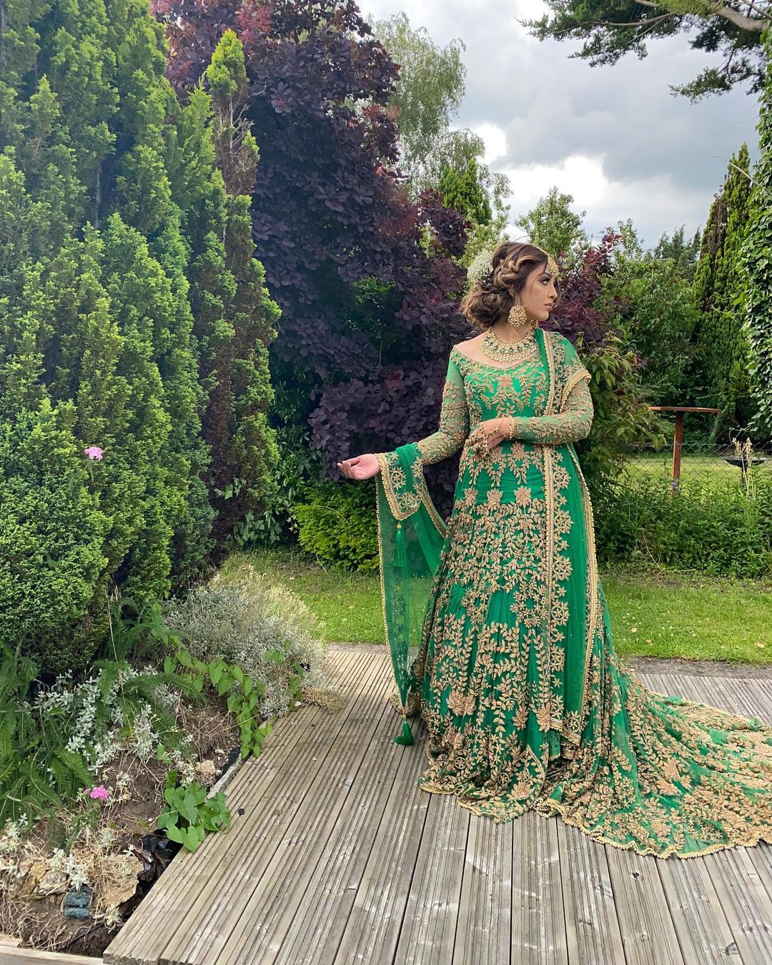 Reception Green Long Trail Bridal Gown with Golden Embroidery, - DN-1967