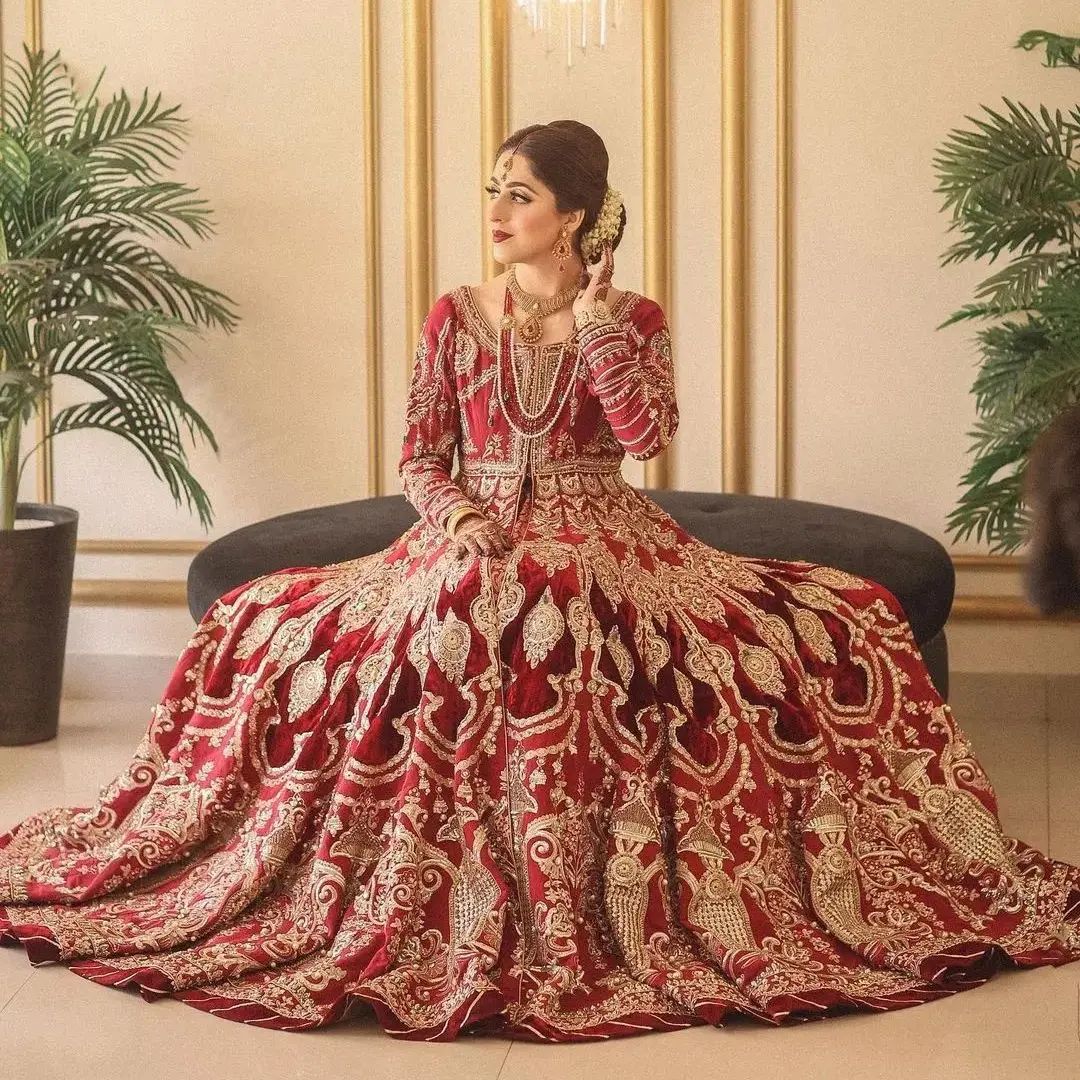 WEDDING RED ANARKALI BRIDAL LEHENGA WITH EMBELLISHMENT - DN-1995
