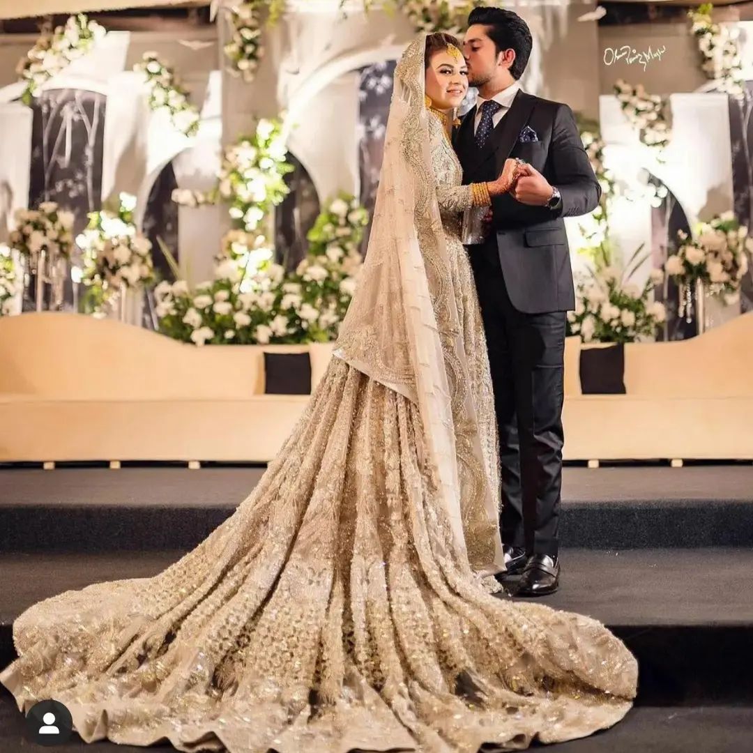 Traditional Paksitani Long Trail Bridal Gown with Golden Embroidery - DN-1652