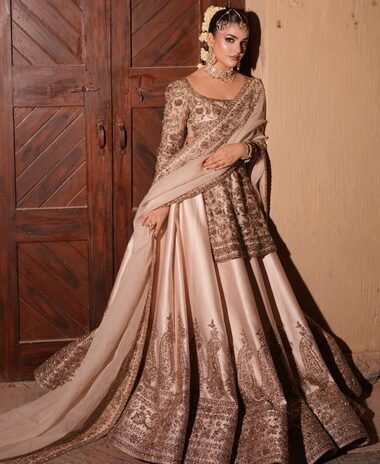 Kshkin Ivory Pakistani Bridal Lehenga for Women – Heavy Embroidered Wedding Lehenga with Dupatta DN – 3017