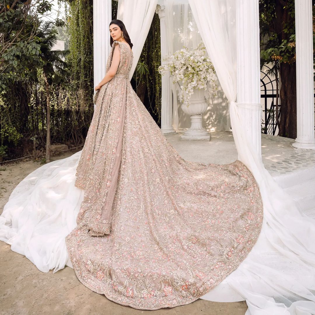 CLASSY WEDDDING LONG TRAIL BRIDAL GOWN WITH GOLDEN EMBROIDERY - DN-1948