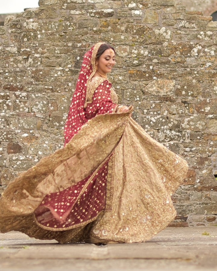 WEDDING LONG TRAIL BRIDAL LEHENGA WITH GOLDEN EMBROIDERY - DN-1681