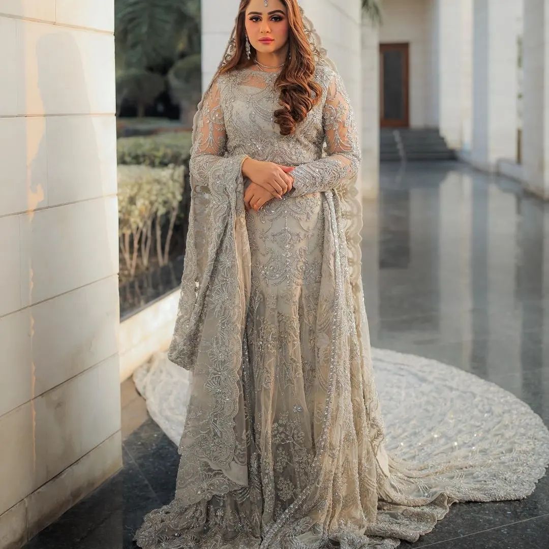 Ivory Classy Designer Pakistani Walima long Trail Gown with Embroidery Bespoke - DN-1150