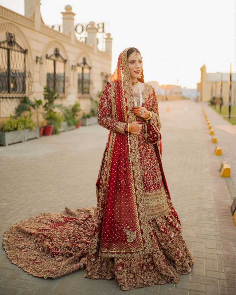 Red Traditional Pakistani Nikaah Long Trail Lehenga with Kurti and Embellishment - DN-1462